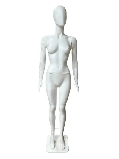 Mannequin plastique femmes  0