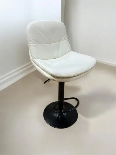 Chaise Bar CH23 2