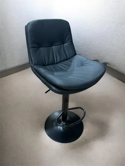 Chaise Bar CH23 1