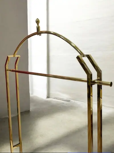 Penderie demi cercle  1