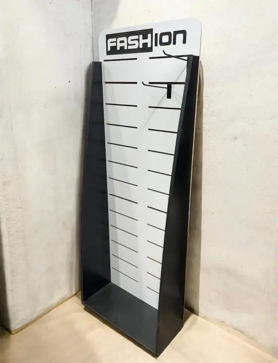 Présentoir Colonne Rainurée Slatwall Fashion avec Joues Latérales