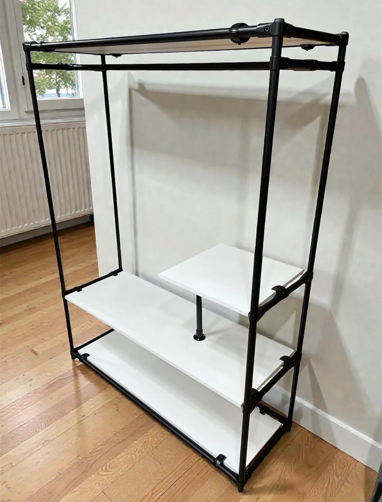 Vestiaire Penderie Modulaire Tube Industriel Noir & Étagères Blanches - Photo 1